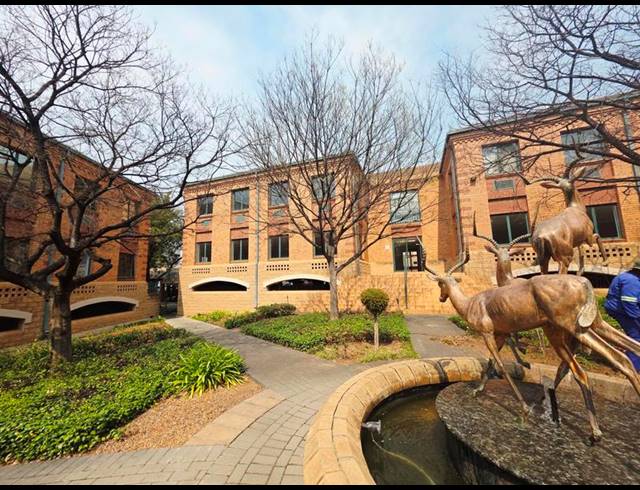 BUSINESS PROPERTY TO RENT IN MENLYN